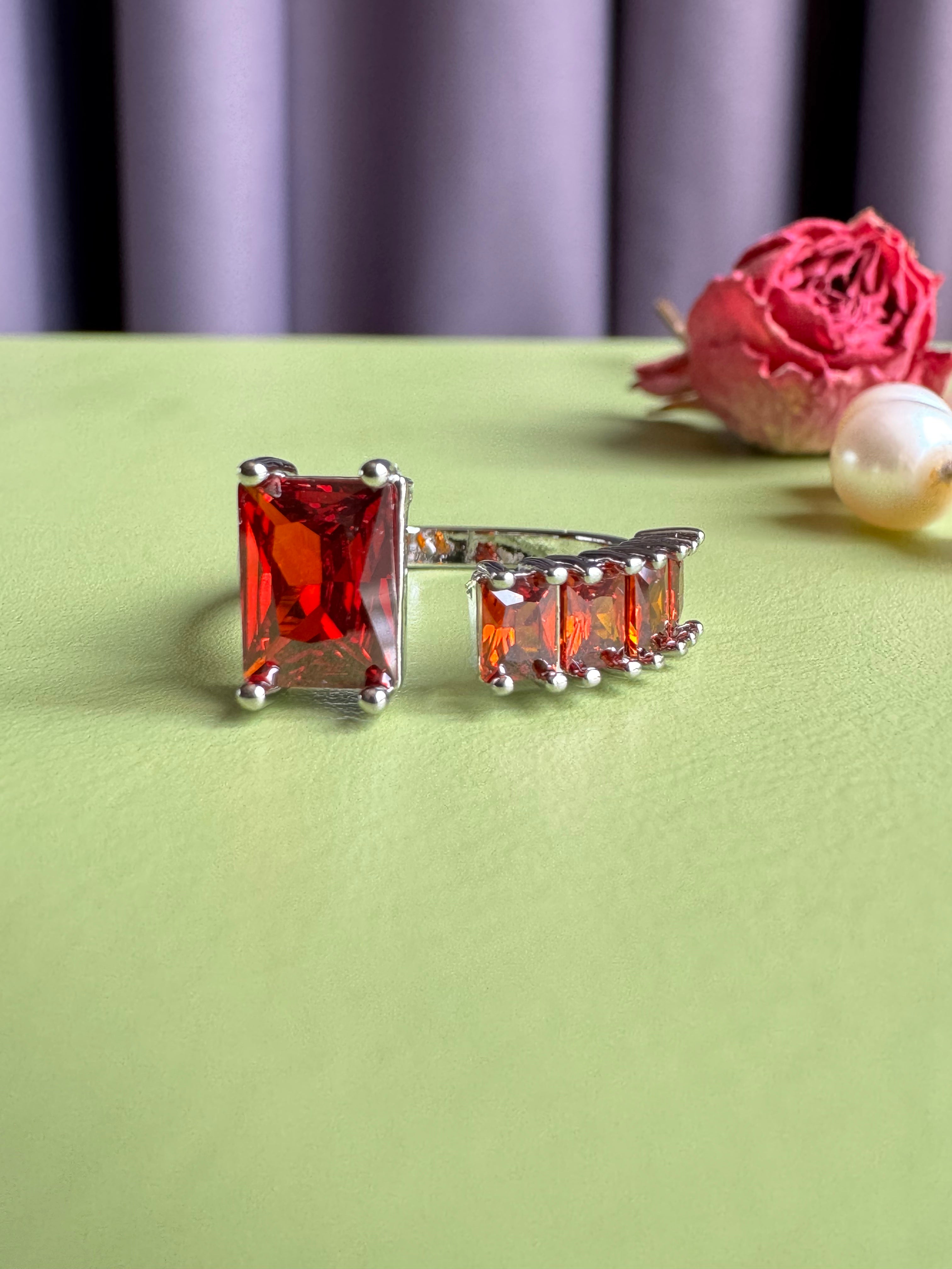 Light Luxury Vintage Red Garnet Style Ring for Women, Niche High-grade Banquet Trendy Adjustable Open size Ring