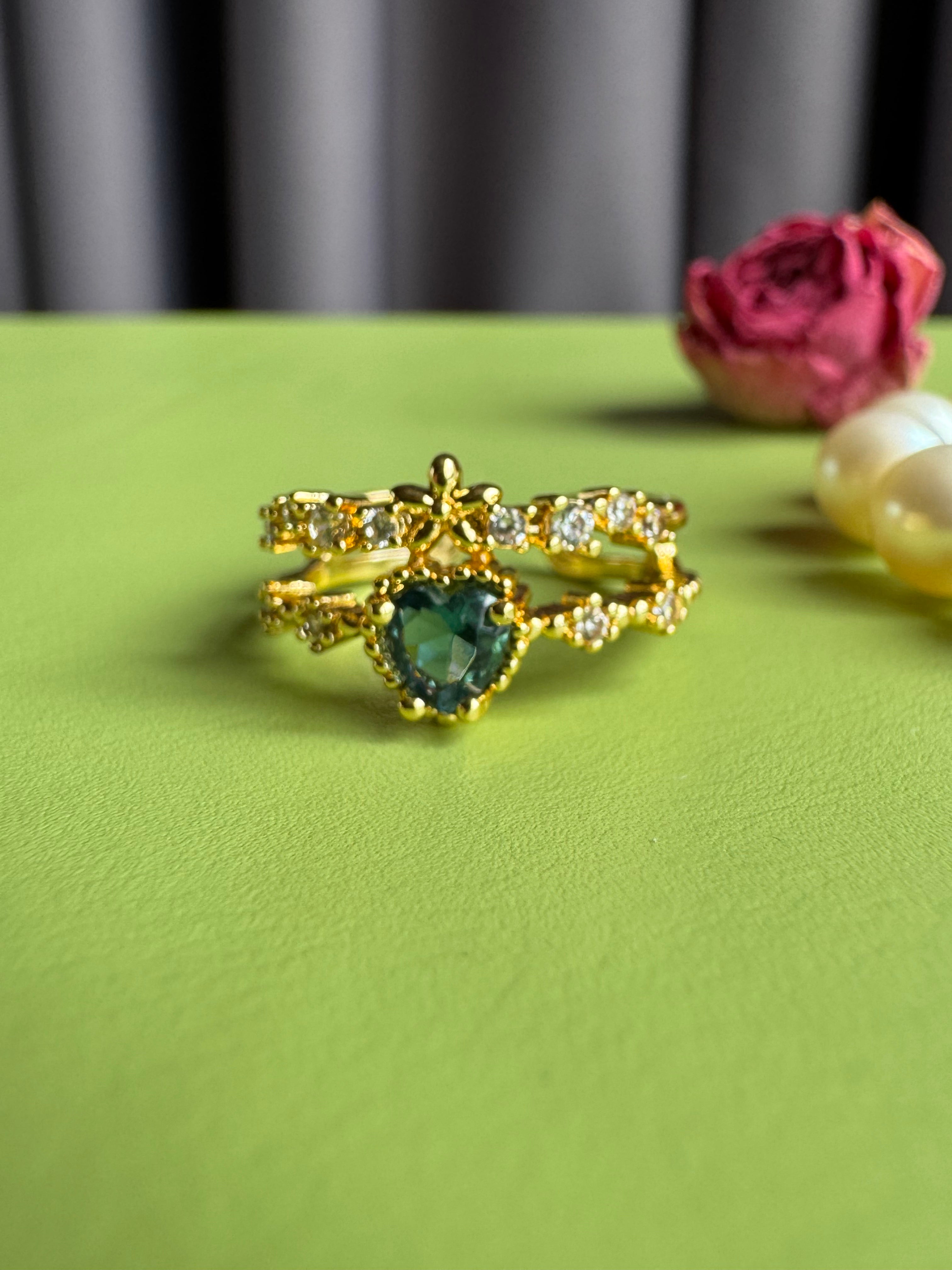 Regal Emerald Heart Layered Ring, Gold Plated Crown-Inspired Zircon Ring, Sparkling Green CZ Statement Band, Elegant Vintage Jewelry for Her