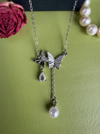 Best-selling pearl butterfly necklace, light luxury