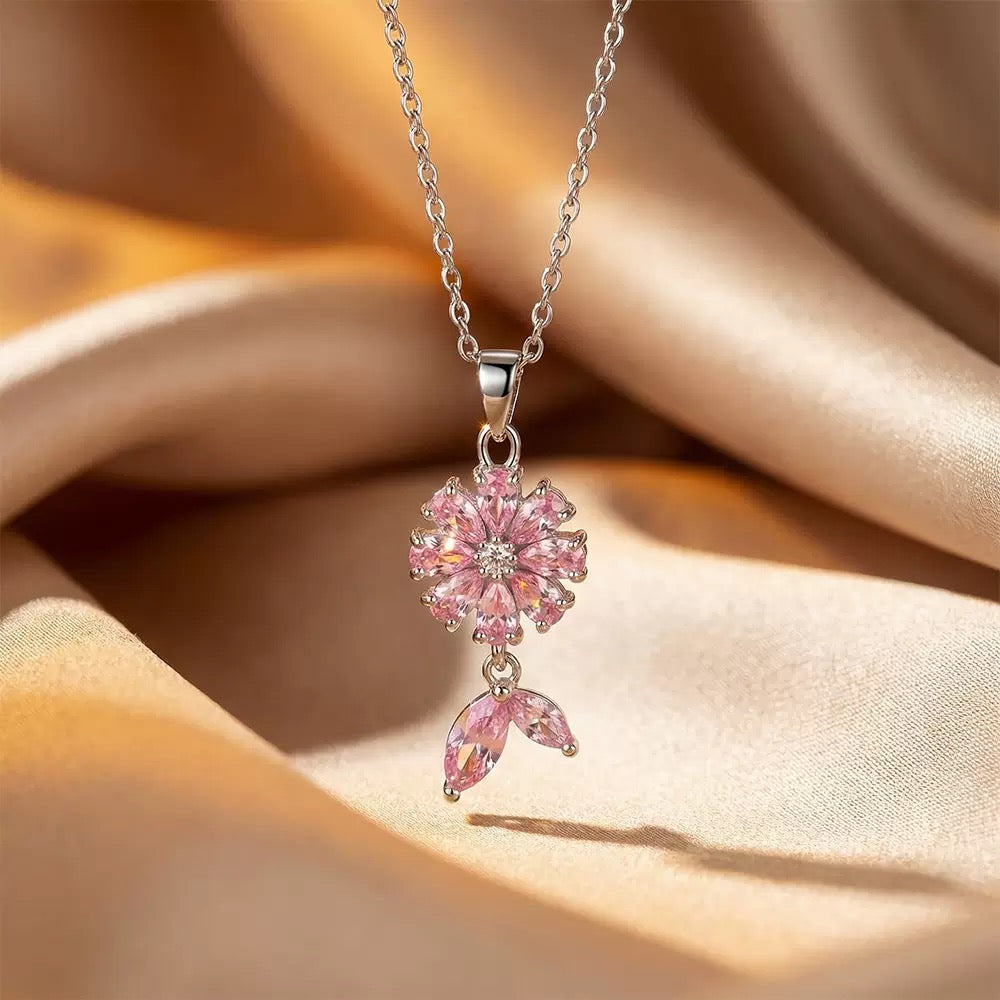 Hot-selling fashionable copper-set-zirconian flower necklace